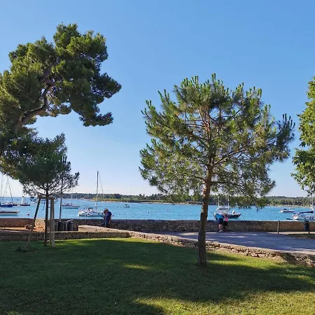 Ivan B&b, 5 Star Superior Room, Near The See And Park Novigrad Istria